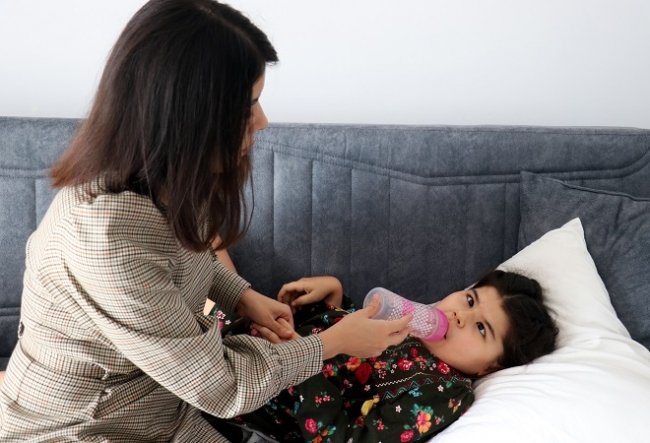 Türkmen ailenin hasta çocukları için tek umudu Türkiye